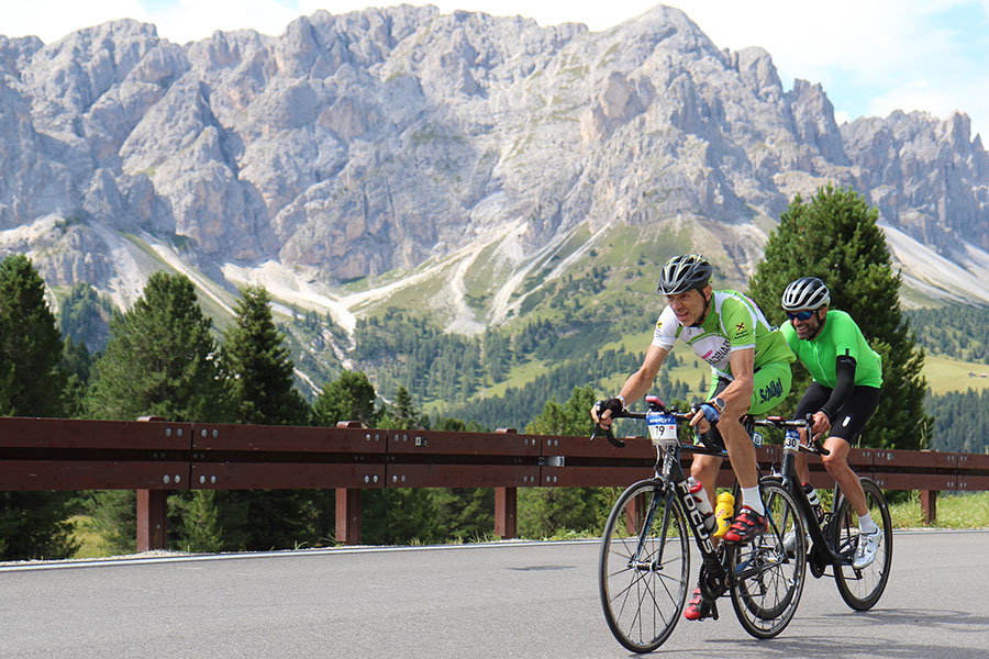 Auf fünf Etappen Südtirol und Trentino mitsamt spektakulärer Landschaft geniessen (Bild: Sportissimus) 